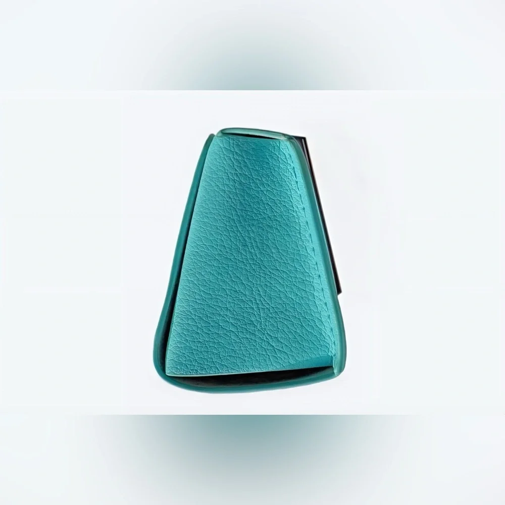Tiffany Glasses Case Tiffany Blue Leather w cleaning cloth excellent condition